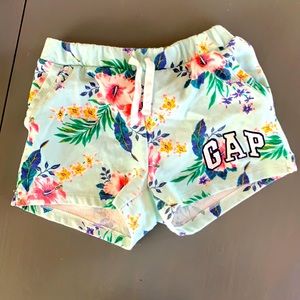 Gap shorts